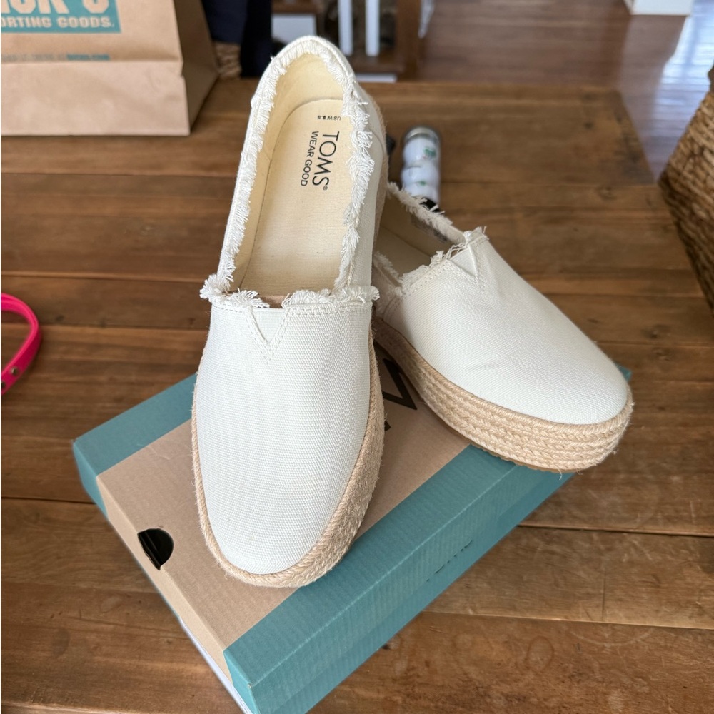 Toms Cream Espadrilles Slip-On Shoes